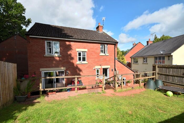 3 Bedroom Detached House To Rent In Tidcombe Walk, Tiverton, Devon, EX16