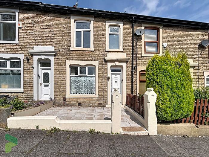 3 Bedroom Terraced House For Sale In St. Albans Road, Darwen, BB3