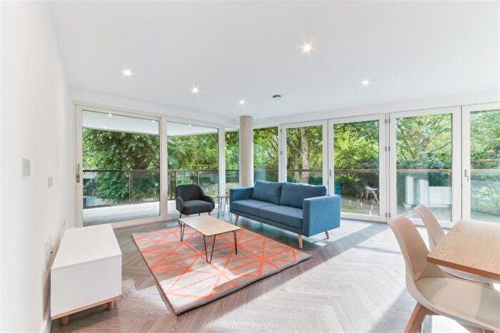 1 Bedroom Apartment To Rent In Copper House, Caledonian Road, N7