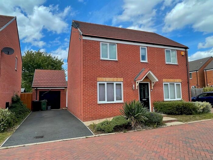 4 Bedroom Detached House To Rent In Cumberleaf Close, Woodston, Peterborough, PE2
