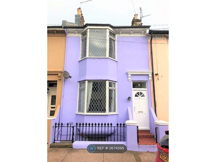 4 Bedroom Terraced House To Rent In Edinburgh Road Up, Brighton, BN2