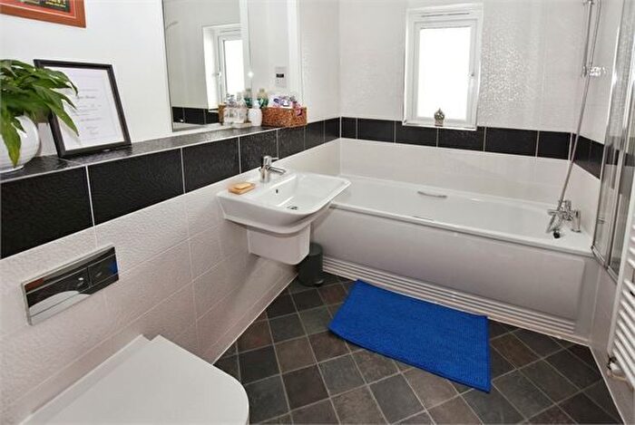 4 Bedroom Detached House For Sale In Gascon Close, Ogwell, Newton Abbot, Devon., TQ12