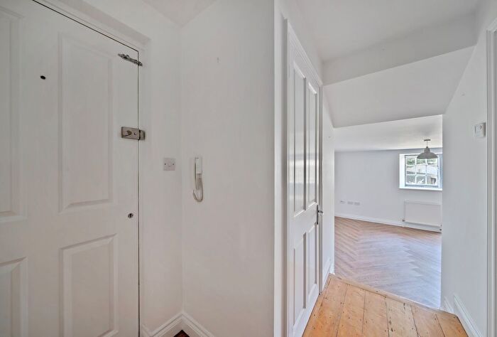 1 Bedroom Flat For Sale In Conygre Road, Filton, Bristol, Gloucestershire, BS34