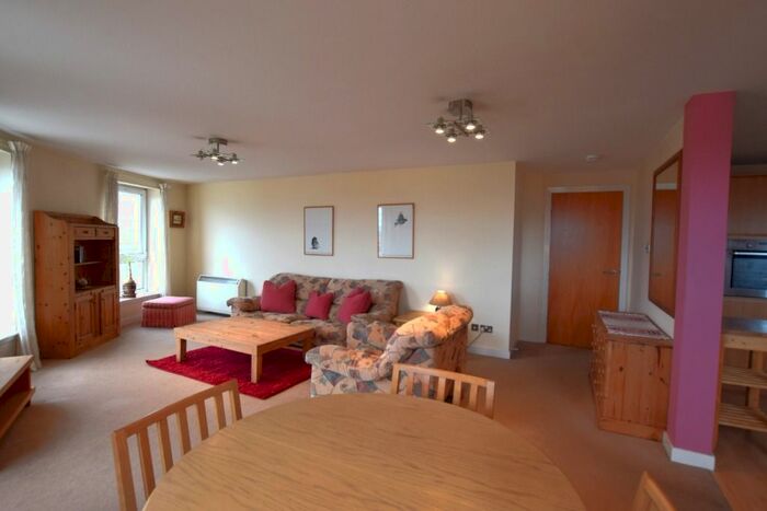 2 Bedroom Flat To Rent In Constitution Street, Leith, Edinburgh, EH6