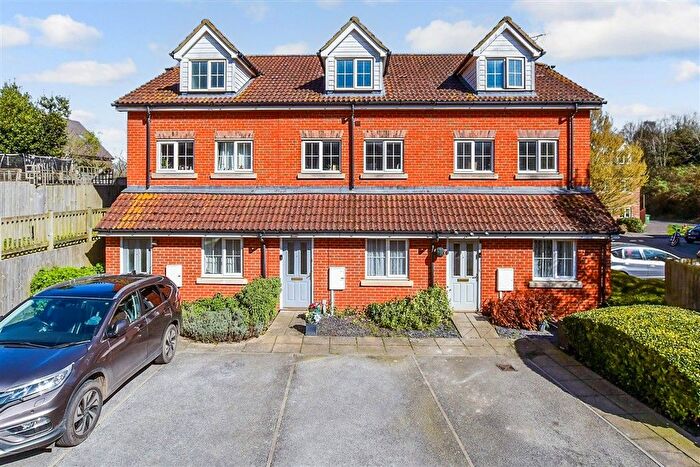 2 Bedroom Flat For Sale In Rockwell Court, Tovil, Maidstone, Kent, ME15