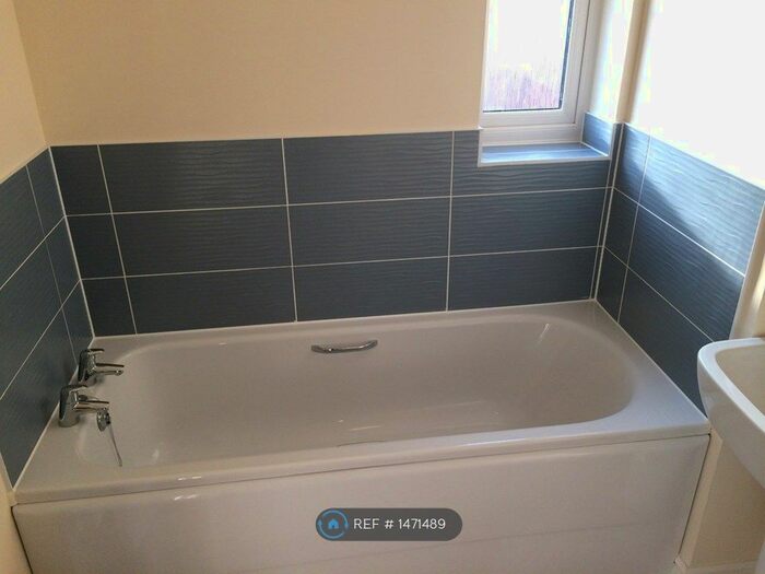 2 Bedroom End Of Terrace House To Rent In Jackdaw Road, Didcot Parkway, OX11