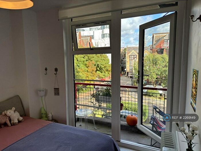 1 Bedroom Flat To Rent In Elephant Lane, London, SE16