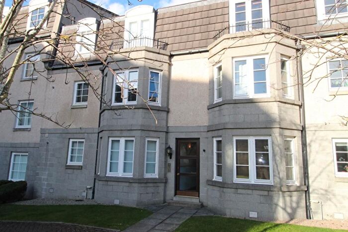 2 Bedroom Flat To Rent In Fonthill Avenue, Aberdeen, AB11