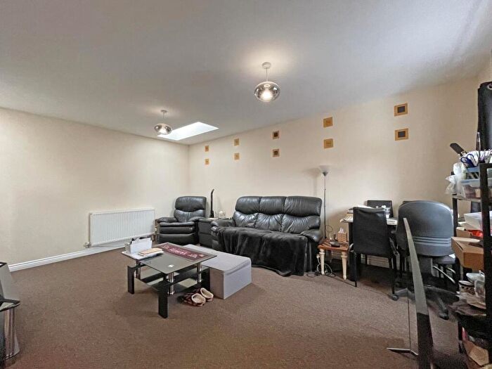 2 Bedroom Coach House For Sale In Whitehaven Way, Warleigh Village, Plymouth, PL6