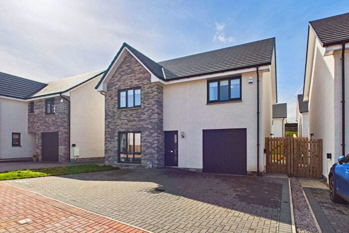 4 Bedroom Detached House For Sale In Hewer Lane, Hamilton, ML3