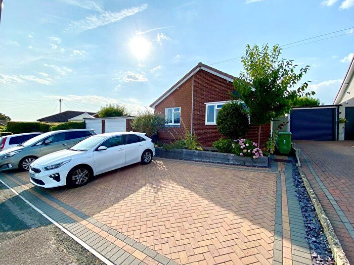 3 Bedroom Detached Bungalow For Sale In Aberdeen Close, Fareham, PO15
