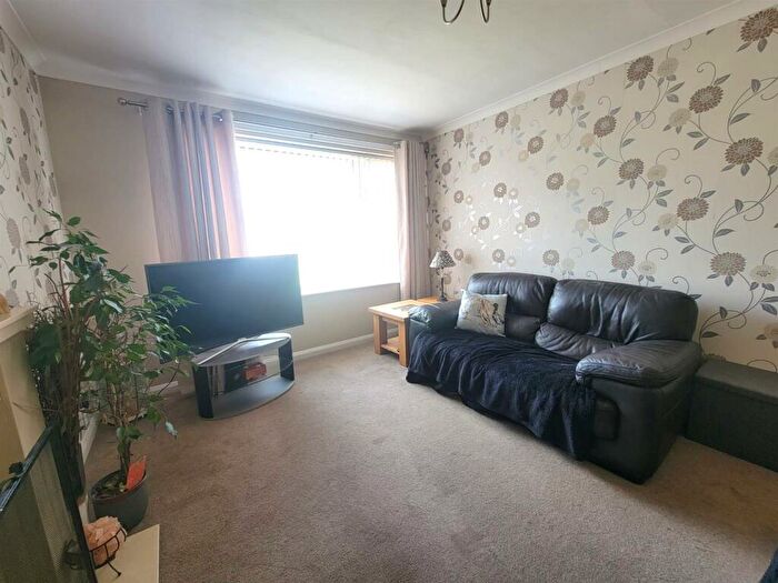 2 Bedroom House For Sale In Draycott Avenue, Hornsea, HU18