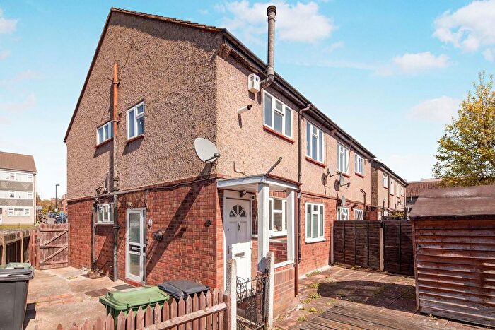 2 Bedroom Maisonette To Rent In Sydenham Road, London, SE26