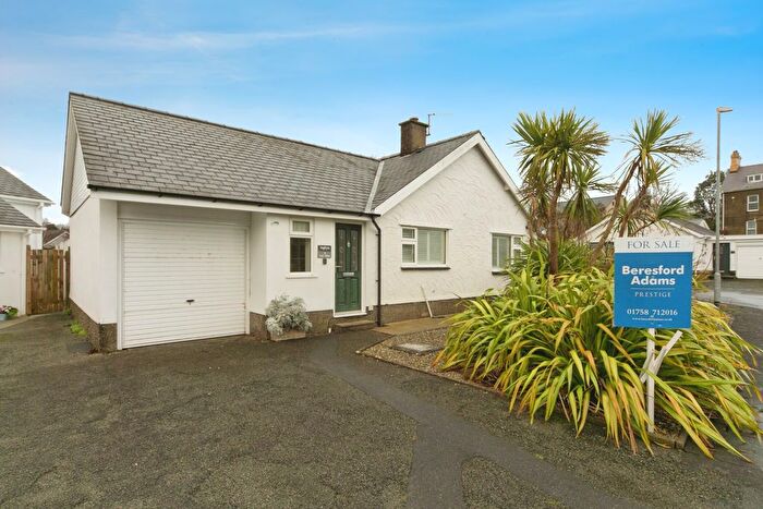 3 Bedroom Detached House For Sale In Ger Afon, Llanbedrog, Gwynedd, LL53