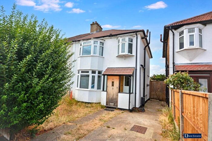 3 Bedroom Semi-Detached House For Sale In Weald Way, Romford, RM7