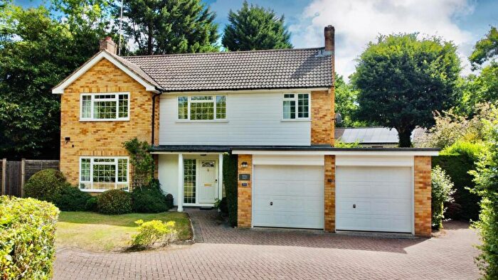 4 Bedroom Detached House For Sale In Elsenwood Crescent, Camberley, GU15