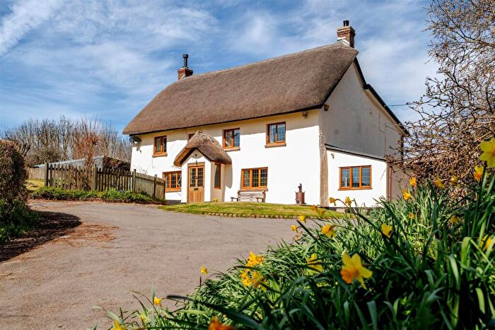 4 Bedroom Detached House For Sale In Tedburn St Mary, EX6