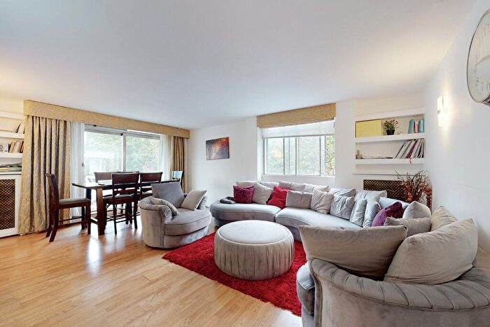 3 Bedroom Apartment To Rent In Century Court, Grove End Road, St John's Wood, London, NW8