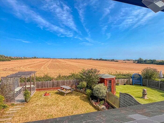 3 Bedroom Bungalow For Sale In The Beaumonts, Kirby Road, Great Holland, CO13