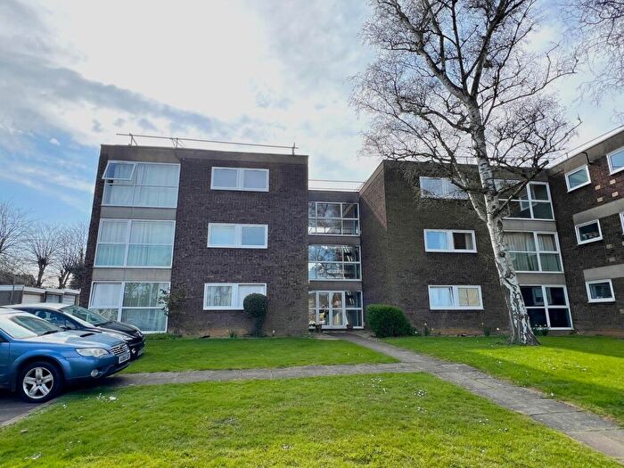 2 Bedroom Apartment To Rent In Landcross Drive, Abington Vale, Northampton, NN3