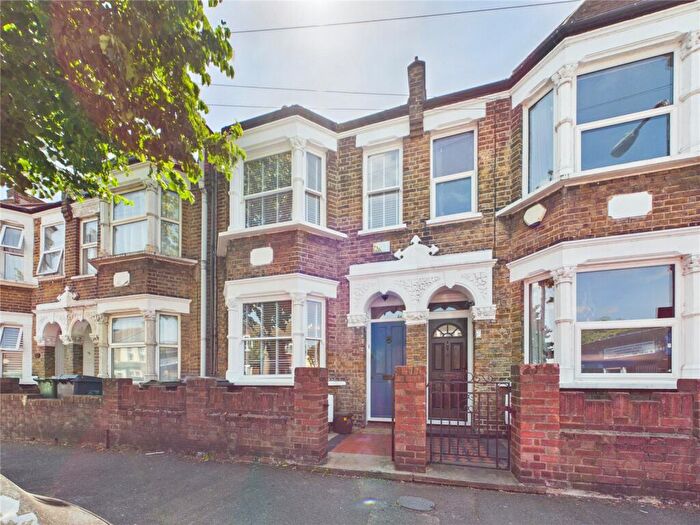 3 Bedroom Terraced House To Rent In Mount Pleasant Road, Walthamstow, E17