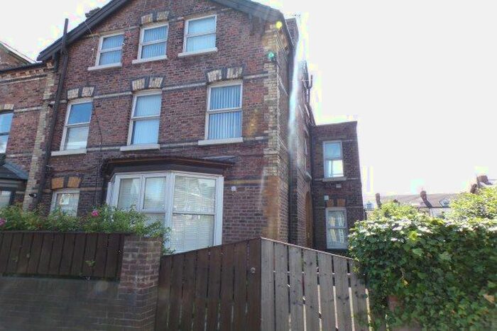 3 Bedroom Flat To Rent In Kremlin Drive, Liverpool, L13