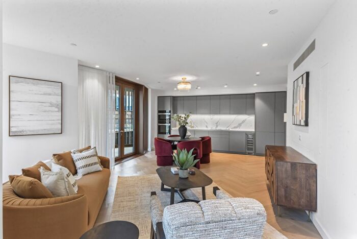 2 Bedroom Flat To Rent In Triptych Bankside, London, SE1