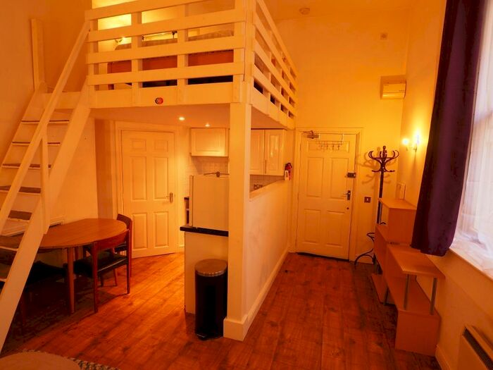 1 Bedroom Apartment To Rent In Cogan Chambers, Exchange Court, Hull, HU1