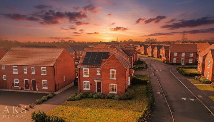 4 Bedroom Detached House For Sale In Goswick Close, Derby, DE24