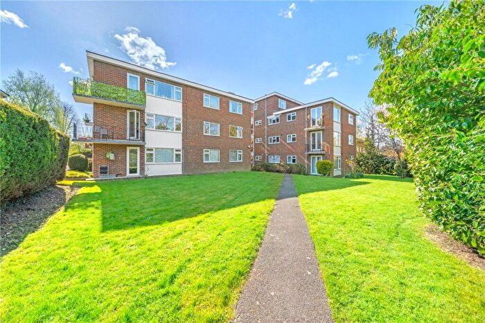2 Bedroom Flat To Rent In Mays Hill Road, Bromley, BR2