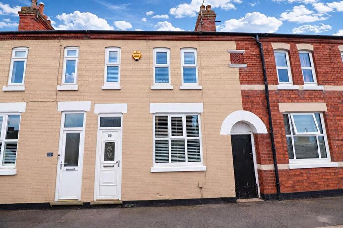 4 Bedroom Terraced House For Sale In Glassbrook Road, Rushden, NN10