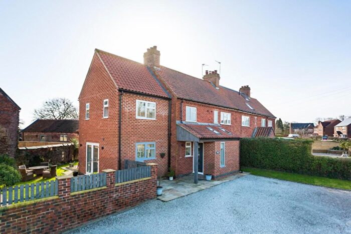 4 Bedroom Semi Detached House For Sale In Harrogate Road, Ferrensby, HG5