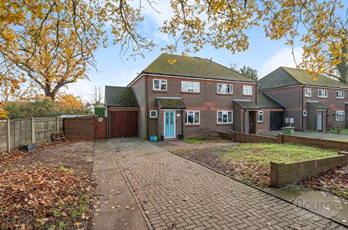 3 Bedroom Semi Detached House For Sale In Almond Close, Guildford, Surrey, GU1