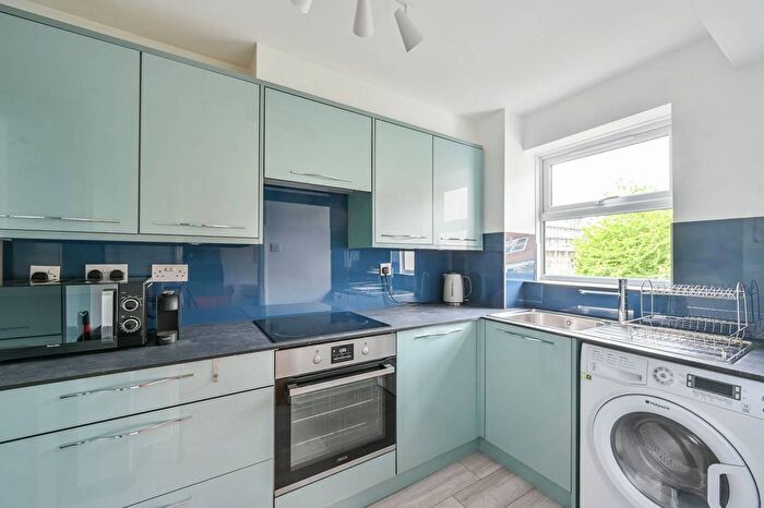 1 Bedroom Flat For Sale In Glaisher Street, Greenwich, London, SE8