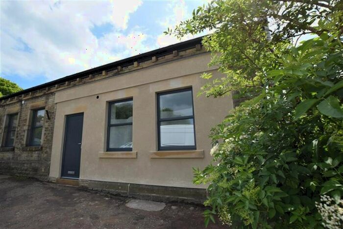 1 Bedroom Apartment To Rent In Chapel Road, Whaley Bridge, High Peak, SK23