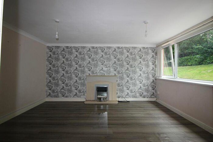 2 Bedroom Flat To Rent In Hillside Road Great Barr Birmingham, B43