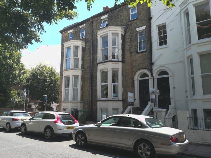 4 Bedroom Maisonette To Rent In Kent Road, Southsea, PO5