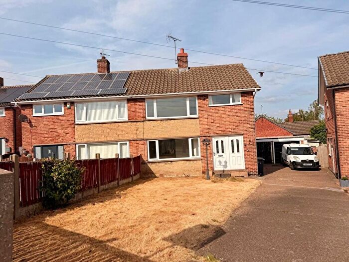 3 Bedroom Semi-Detached House To Rent In Wood Avenue, Creswell, Worksop, S80