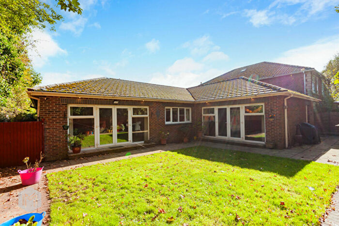 4 Bedroom Bungalow For Sale In Beatrice Road, Worsley, Manchester, M28