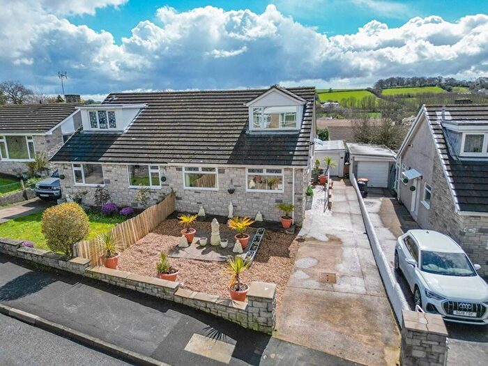 4 Bedroom Bungalow For Sale In Greenmeadow Drive, Parc Seymour, Penhow, NP26