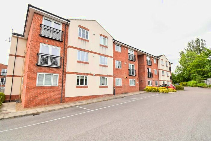 2 Bedroom Flat To Rent In The Kilns, Bradford Road, Wrenthorpe, WF1