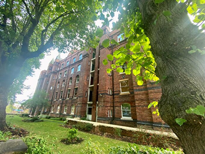 1 Bedroom Flat To Rent In Park View Court, Nottingham, NG1