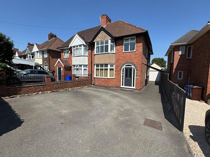 3 Bedroom Semi-Detached House For Sale In Stanton Road, Stapenhill, Burton-on-Trent, DE15