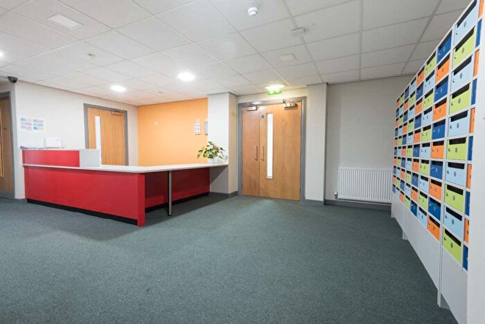 Studio To Rent In London Road, Stoke-On-Trent, ST4