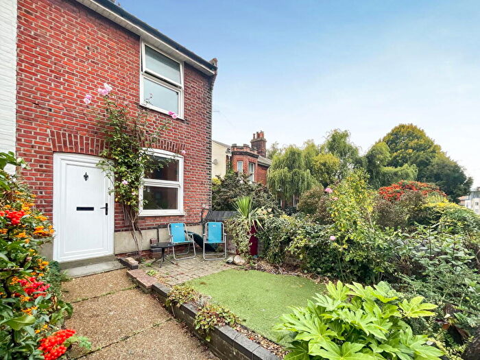 2 Bedroom End Of Terrace House To Rent In King Street, Norwich, NR1