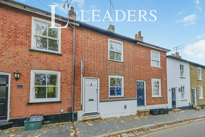 2 Bedroom Terraced House To Rent In New England Street, AL3