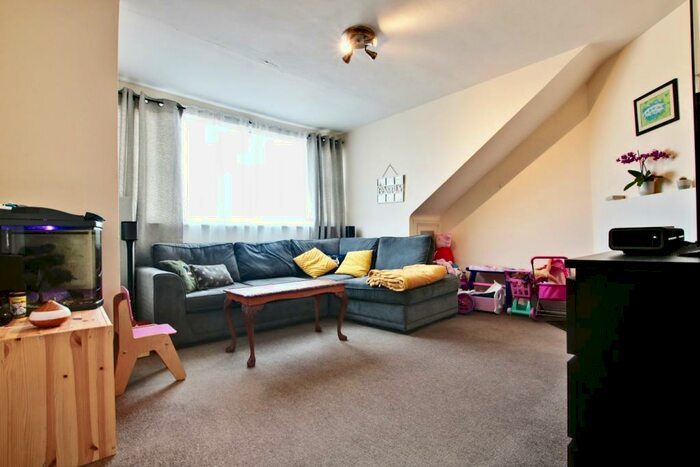 2 Bedroom Apartment To Rent In Hammelton Road, Bromley, BR1