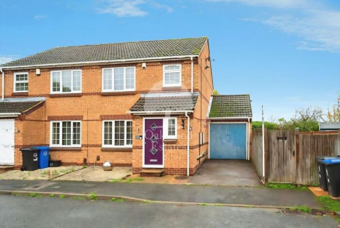 3 Bedroom End Terrace House For Sale In Oak End Drive, Iver Heath, SL0