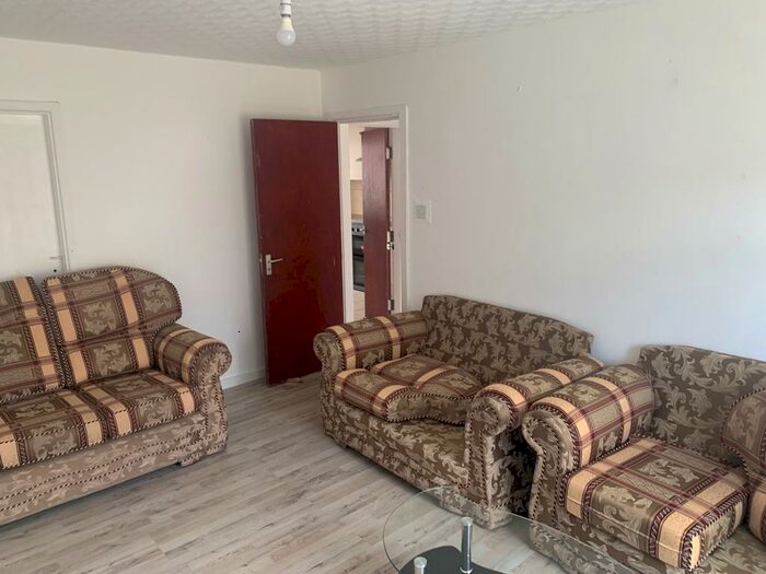 3 Bedroom Terraced House To Rent In Solway Close, Leamington Spa, Warwickshire, CV31