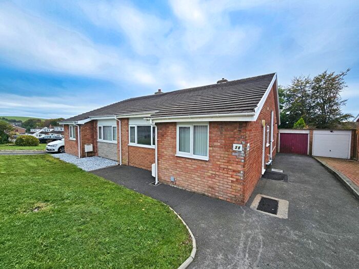 3 Bedroom Detached Bungalow To Rent In Rhoshendre, Waunfawr, Aberystwyth, SY23